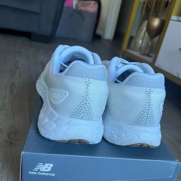 New Balance Fresh Foam 680v8 - Picture 4 of 7